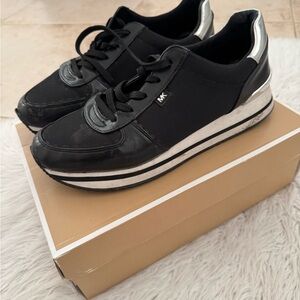 Michael Kors Monique black sneaker Size 9.5